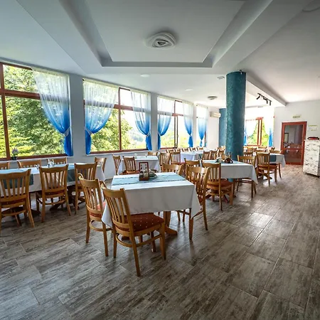 комплекс асеневци Semesteranläggning (resort) 3*