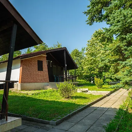 комплекс асеневци Semesteranläggning (resort) 3*