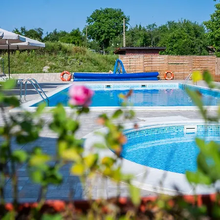 комплекс асеневци Semesteranläggning (resort) 3*